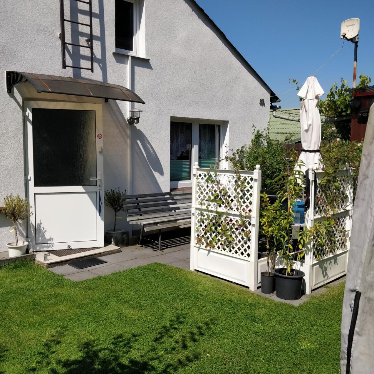 Gaestehaus Am Teich Raben Steinfeld Buitenkant foto