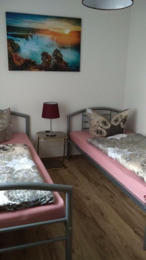 Gaestehaus Am Teich Raben Steinfeld Buitenkant foto